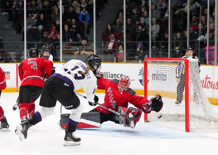 Grace Zumwinkle scoring on Maschmeyer