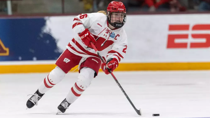 Wisconsin's Casey O'Brien wins the 2025 Patty Kazmaier Memorial Award